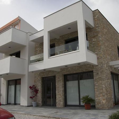 Apartments Brezanin ストモレ エクステリア 写真